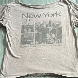 Gray New York Graphic Women's Top